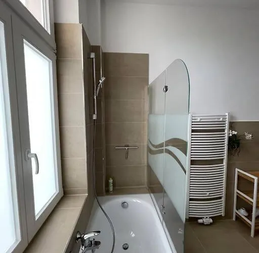 Apartman Lucky Ls10 - Vollausstattung - Zentrum - Aufzug - Grosse Kueche - 2 - Smart-tv *